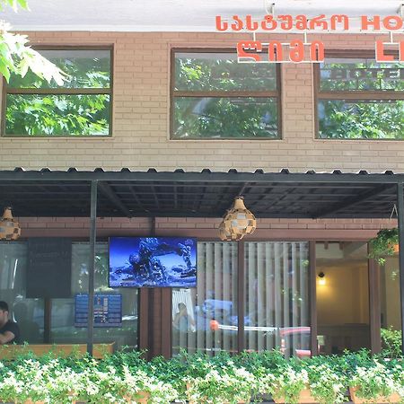 Hotel Lim Batumi Esterno foto