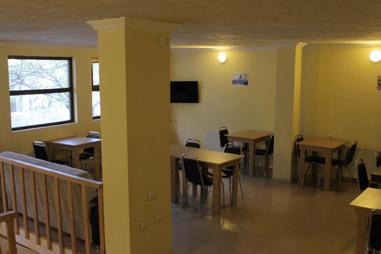 Hotel Lim Batumi Esterno foto