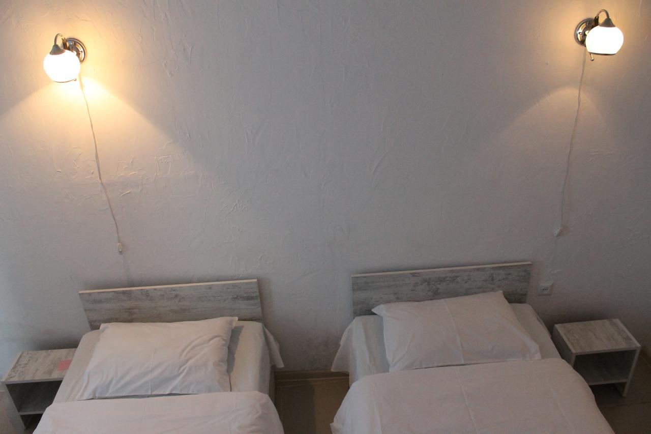 Hotel Lim Batumi Esterno foto