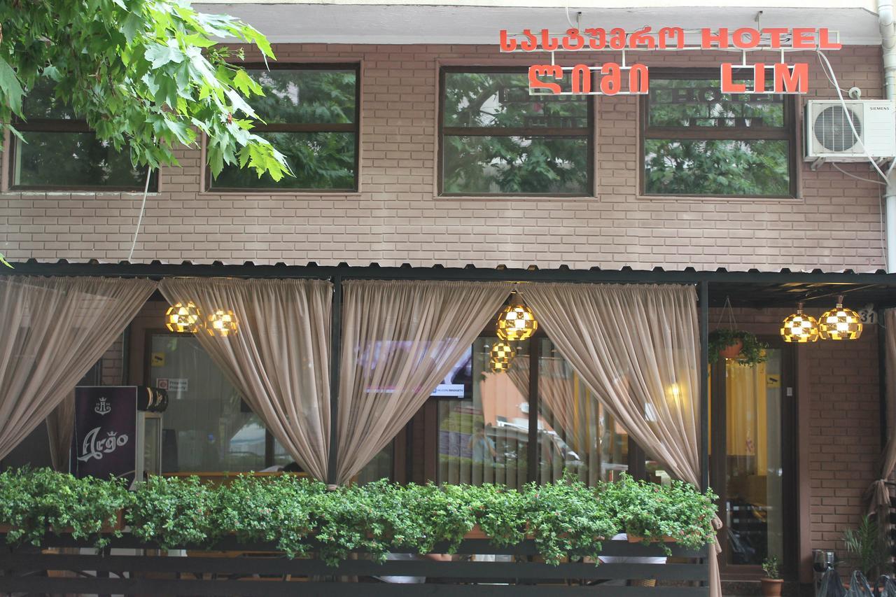 Hotel Lim Batumi Esterno foto